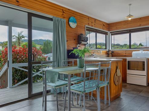 21 Peninsula Parade, Mangonui