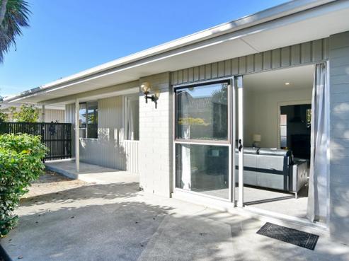 21B Wyatt Place, Russley