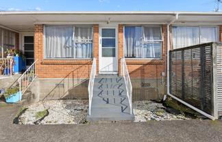 8/3 Rocklands Avenue, Mount Eden