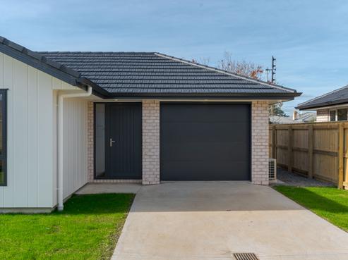 2/40 Harley Street, Solway