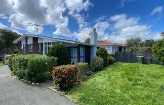18 McLean Avenue, Papatoetoe