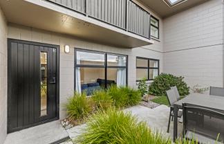 5/14 Stoneyhurst Street, Saint Albans