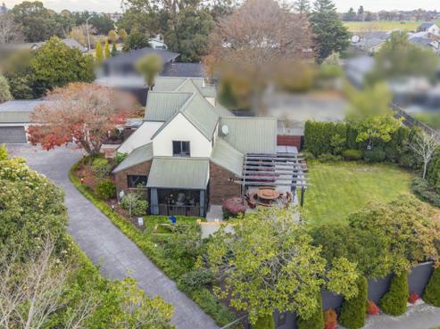 5 Abbotts Place, Avonhead