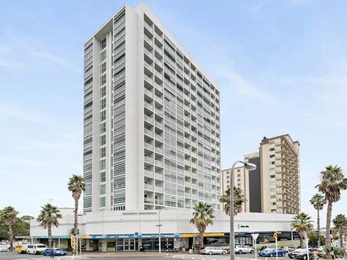 706/17 Amersham Way, Manukau