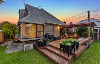 2/164 Nile Road, Milford