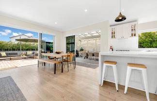 70 Liberty Crescent, Beachlands