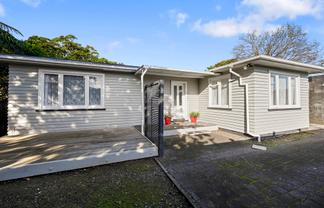 275 Coronation Avenue, Welbourn