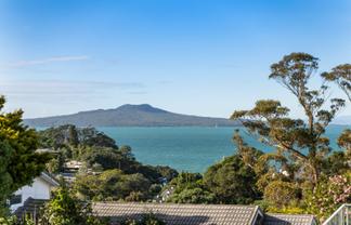 43A and 43 Eastcliffe Road, Castor Bay