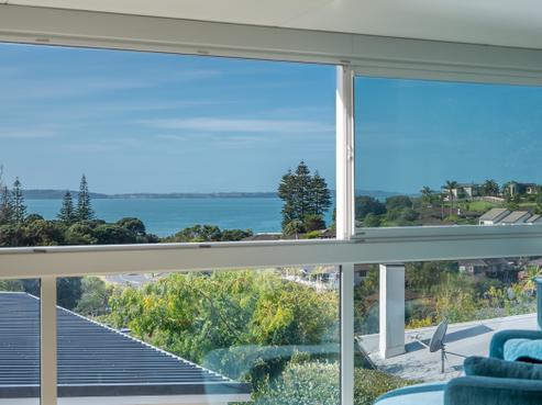 3/1013 Beach Road, Torbay
