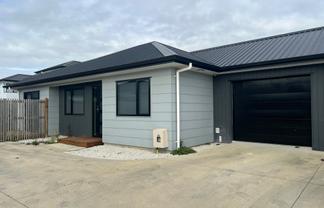 2/16 Tokerau Drive, Rototuna North