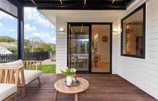 1/1 Montana Avenue, Murrays Bay