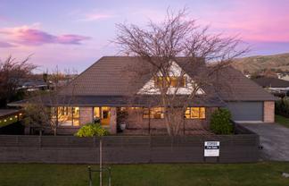 4 Blairich View, Witherlea