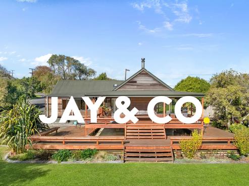10 Thorps Quarry Road, Clevedon