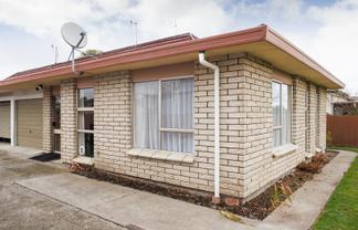 15 Carthew Street, Feilding
