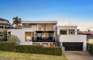 7 Whitcombe Road, Bucklands Beach
