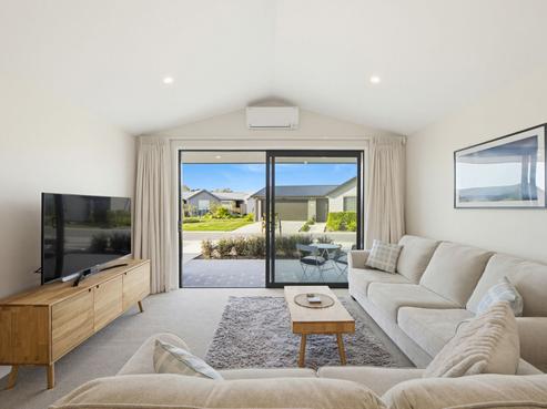 148/30 Bob Robertson Drive, Ravenswood