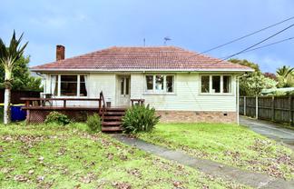 55 Waipani Road, Te Atatu Peninsula