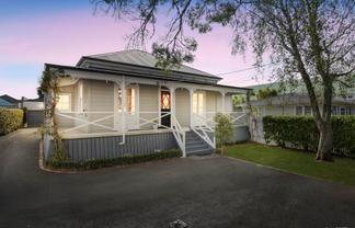 50 Main Highway, Ellerslie