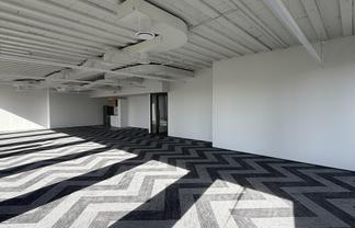 High-End Office for Corporate Tenants