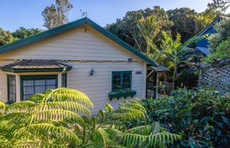 31 Hekerua Road, Oneroa