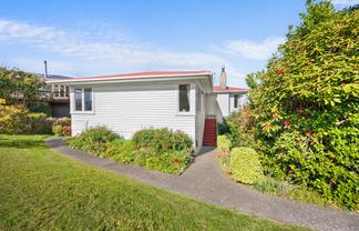 24 Cotswold Lane, Mount Wellington