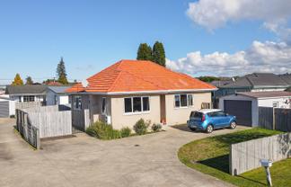 11 Cochrane Street, Fairy Springs