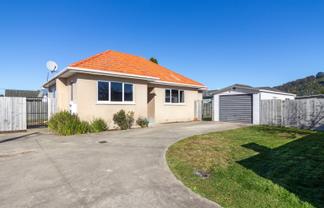 11 Cochrane Street, Fairy Springs