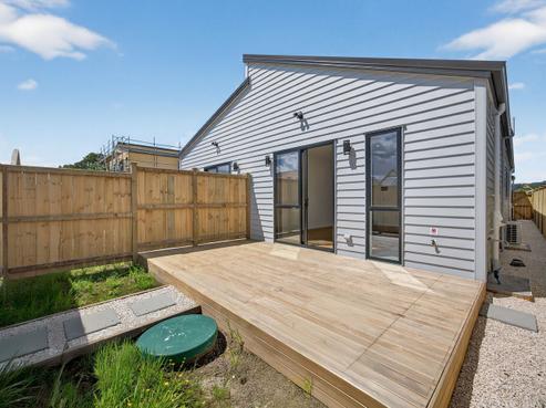 10 Kaapehu Street, Karaka