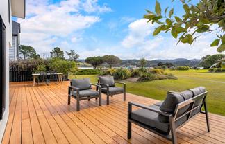 10 Ajax Head, Pauanui