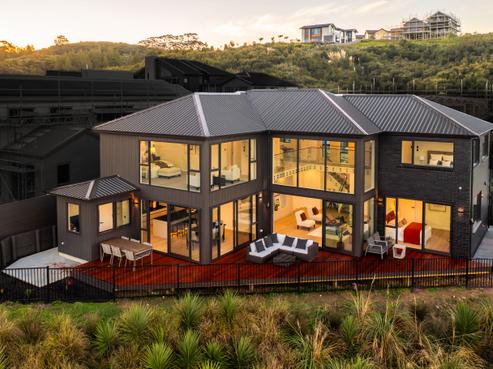 51 Streamview Way, Long Bay