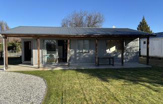 11 Wicklow Terrace, Albert Town