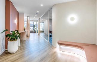 Designer Queen Street Spec Suite