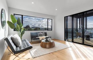 10/403 Beach Road, Mairangi Bay