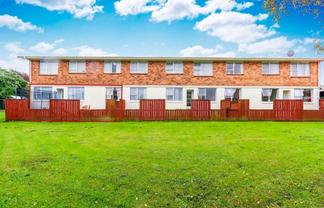 1/22C West Coast Road, Glen Eden