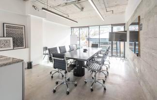 BOUTIQUE FREEMANS BAY OFFICE
