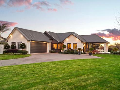 19 Shadbolt Drive, Leamington