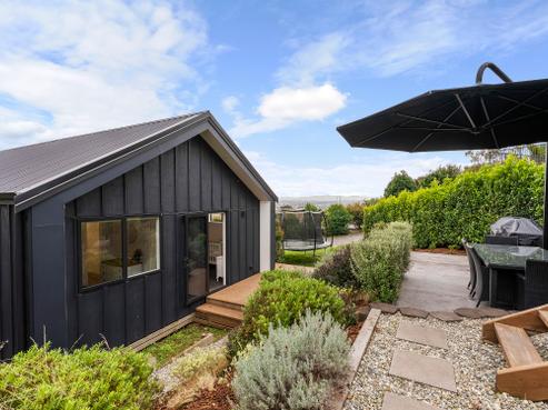 32B Red Hill Road, Red Hill