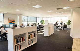 MODERN OFFICE WITH COURTYARD - 6 MONTHS RENT FREE
