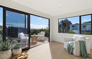 8a Cedar Terrace, Stanmore Bay