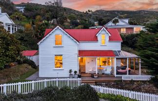 34 Cressy Terrace, Lyttelton
