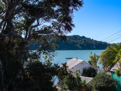 49 Government Road, Raglan