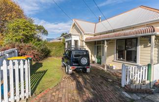 33 Orbell Street, Dalmore