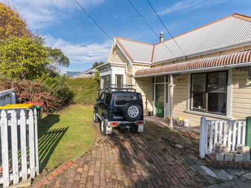 33 Orbell Street, Dalmore