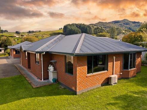 66A Hall Road, Sawyers Bay