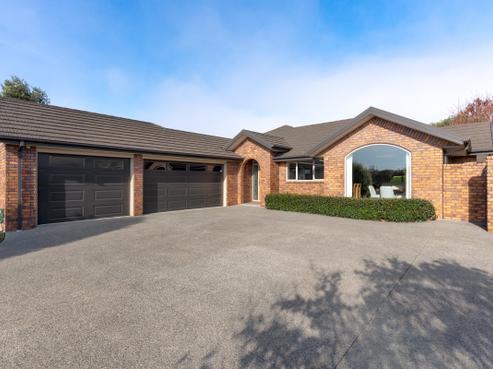 8 Saddleback Green, Halswell