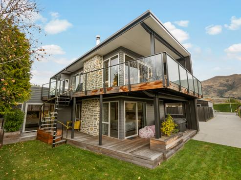 74 McDougall Street, Wanaka
