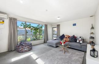 2/59 Gardiners Road, Bishopdale