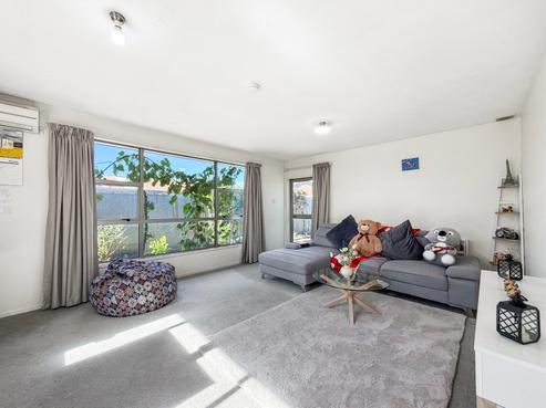 2/59 Gardiners Road, Bishopdale