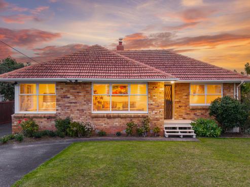 106 Flanshaw Road, Te Atatu South
