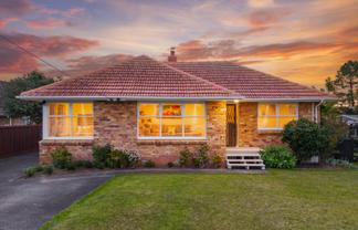 106 Flanshaw Road, Te Atatu South
